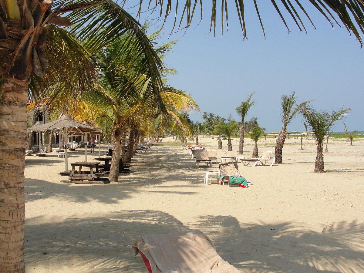 Ocean Bay Hotel & Resort Bakau エクステリア 写真