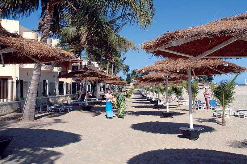 Ocean Bay Hotel & Resort Bakau エクステリア 写真