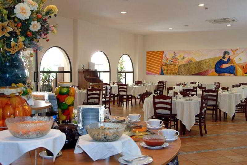 Ocean Bay Hotel & Resort Bakau エクステリア 写真